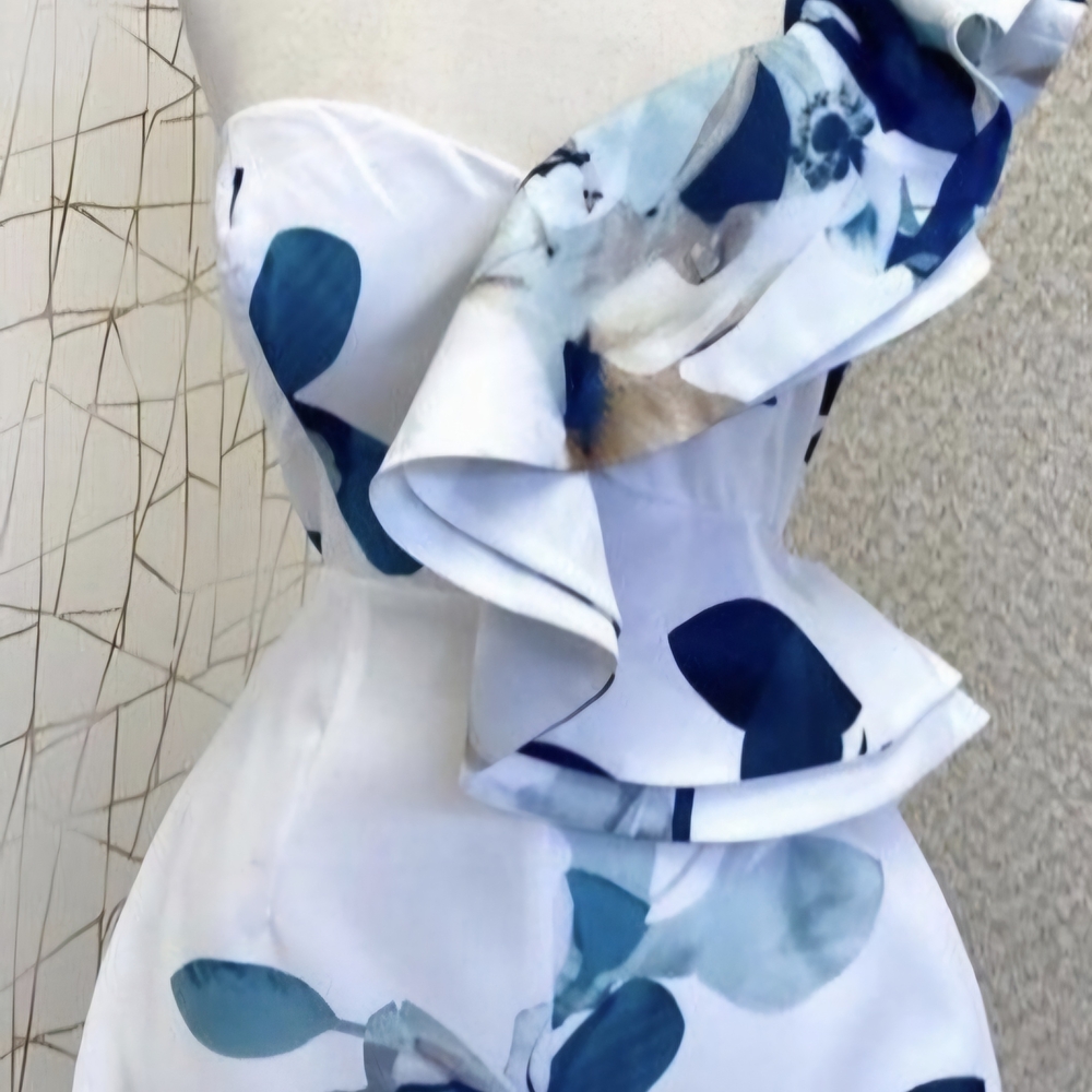 Elegant Blue Floral Off-Shoulder Jumpsuit Short.